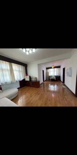 房屋布局合理，適合一家人居住。